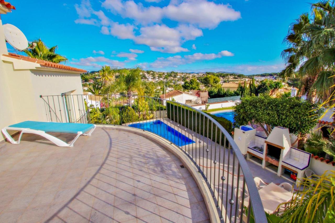 Estrella - With Stunning Views And Private Pool In