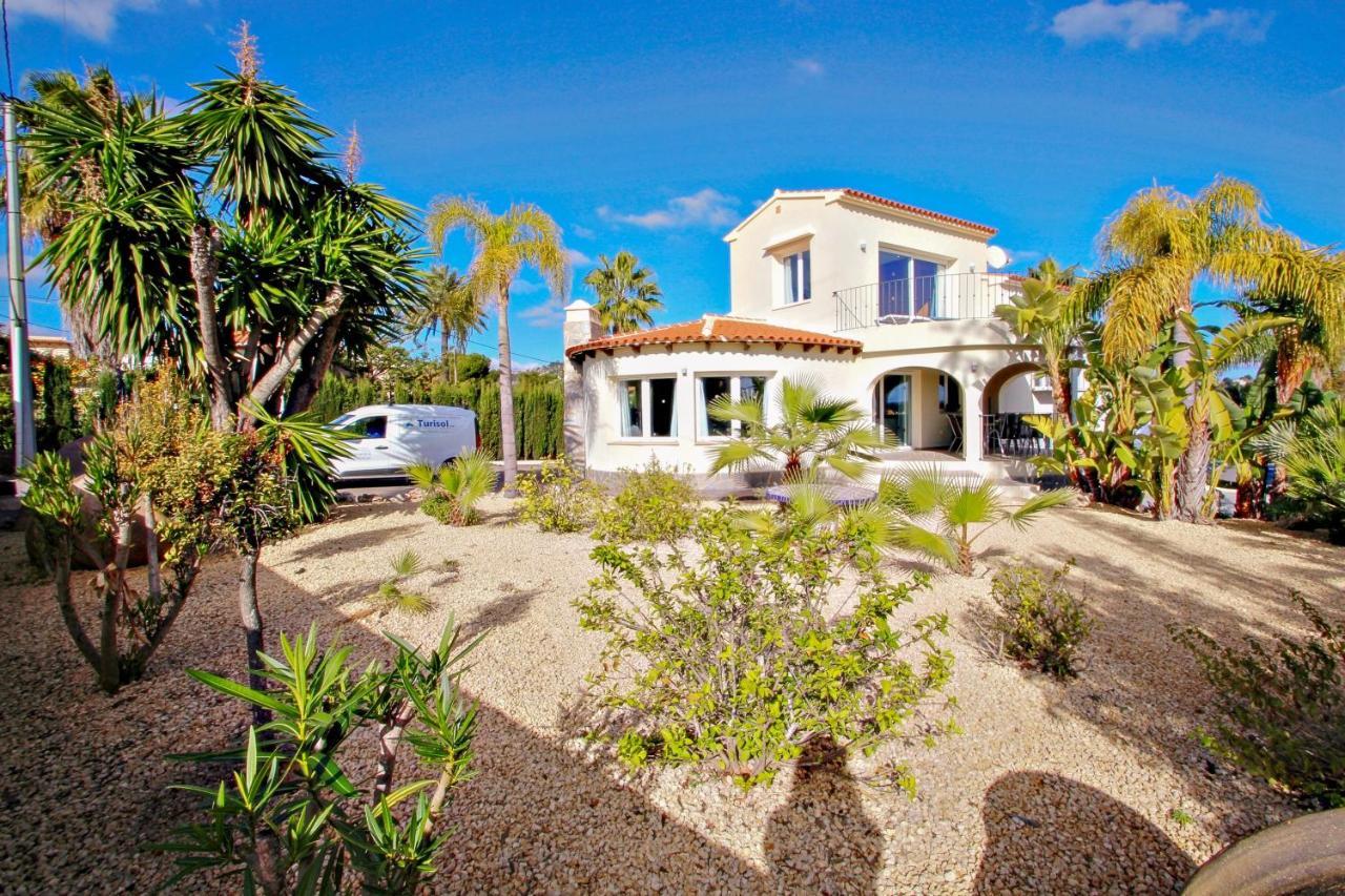 Estrella - With Stunning Views And Private Pool In