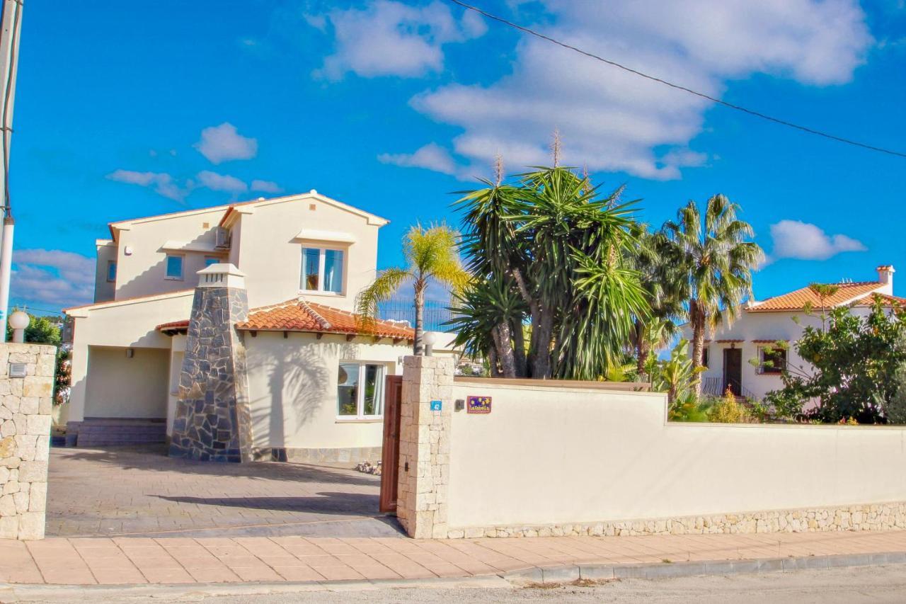 Villa Estrella - With Stunning Views And Private Pool In Benissa
