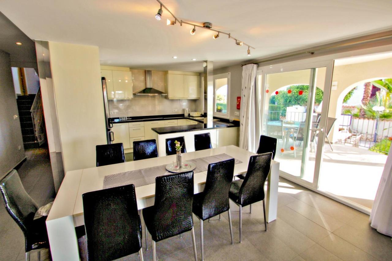 Villa Estrella - With Stunning Views And Private Pool In *