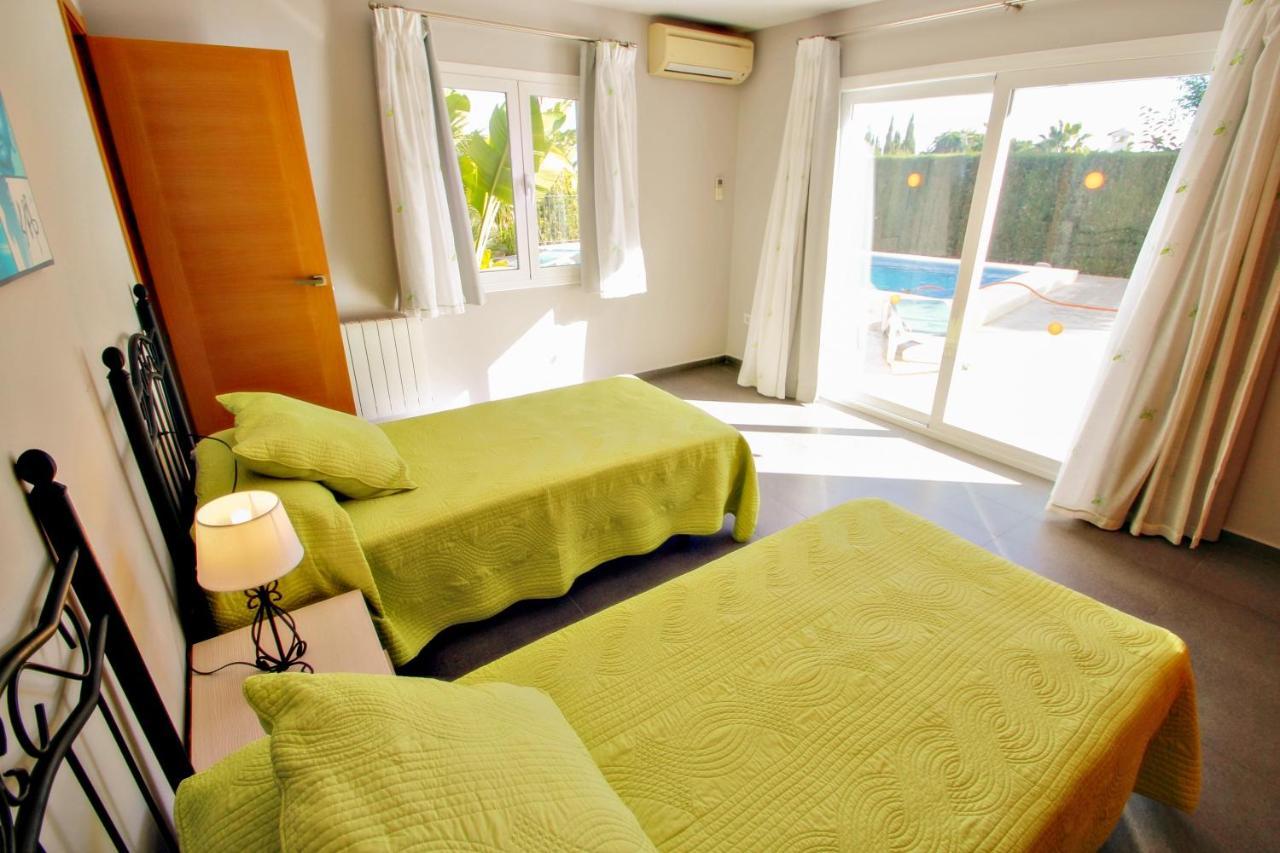 Villa Estrella - With Stunning Views And Private Pool In Benissa