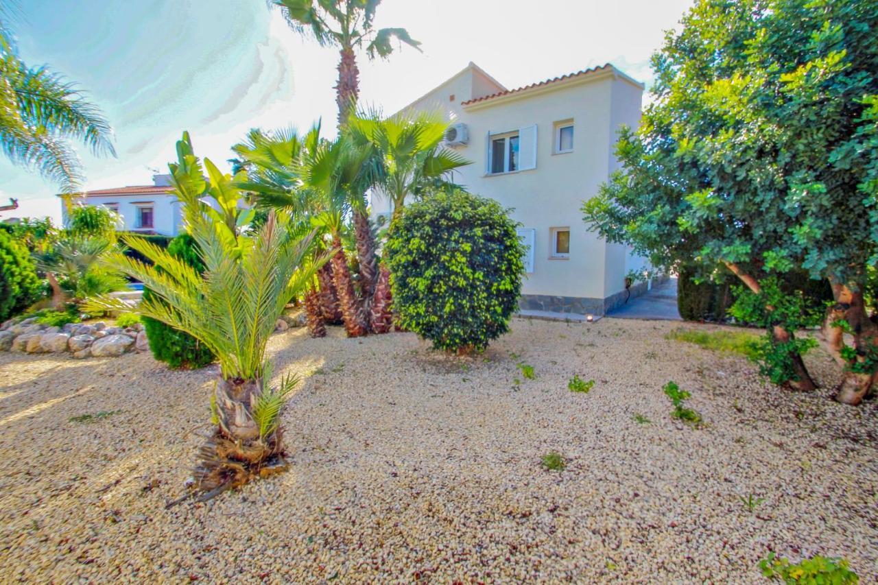 Villa Estrella - With Stunning Views And Private Pool In